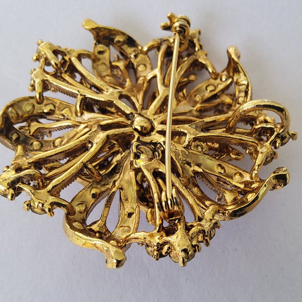 Vintage Brooch with Rhinestones - Picture 7 of 8